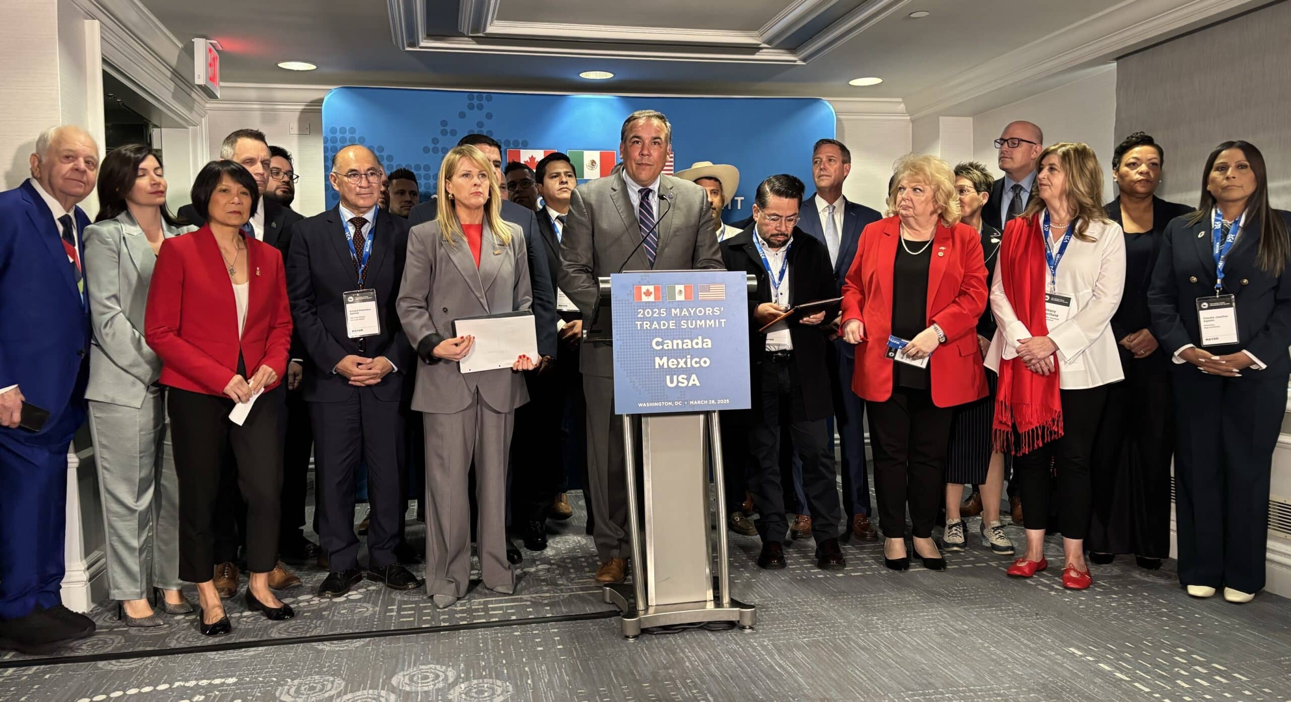 COMMUNIQUÉ : La présidente de l’UMNB participe a un Sommet sur le libre échange avec des maires canadiens, mexicains et américains